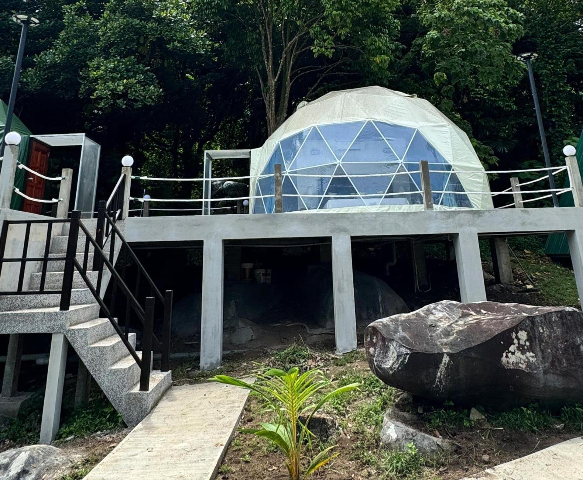 Dumba Bay Tioman Hotel Kampung Genting Екстериор снимка